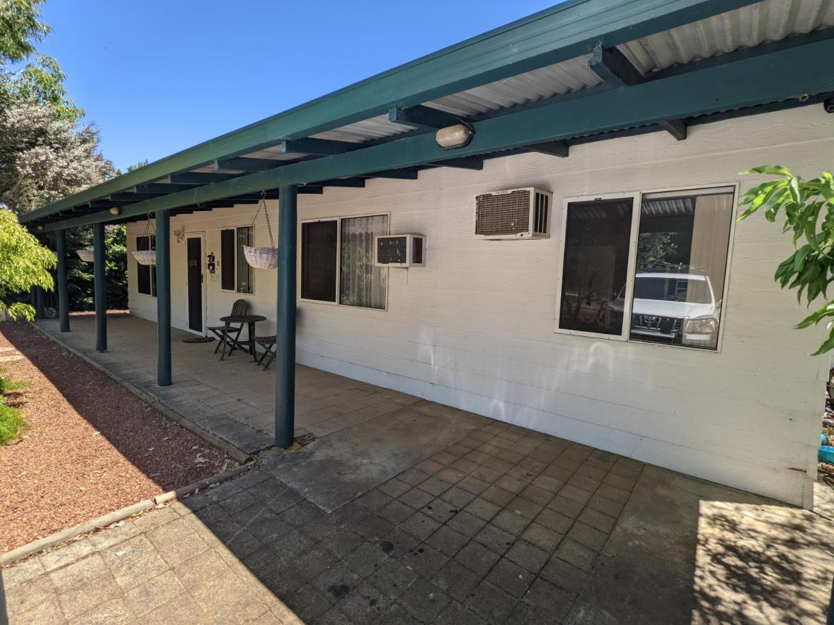 The Cottage On George Street Jarrahdale Buitenkant foto
